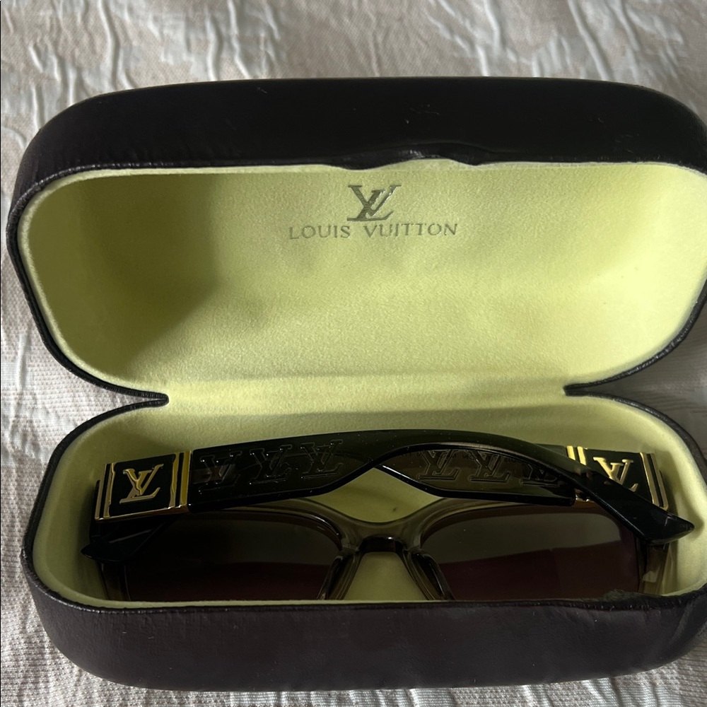 Louis Vuitton Dark Brown Leather Sunglasses - Picture 4 of 15
